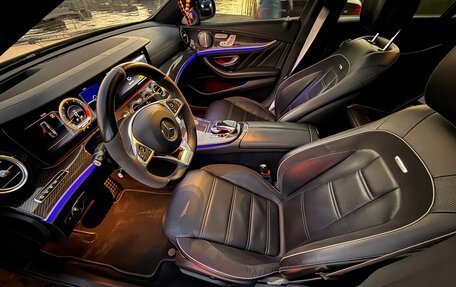 Mercedes-Benz E-Класс AMG, 2018 год, 6 100 000 рублей, 13 фотография