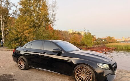 Mercedes-Benz E-Класс AMG, 2018 год, 6 100 000 рублей, 19 фотография
