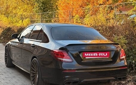 Mercedes-Benz E-Класс AMG, 2018 год, 6 100 000 рублей, 22 фотография