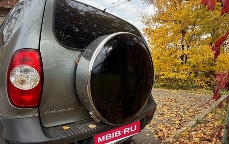 Chevrolet Niva I рестайлинг, 2009 год, 550 000 рублей, 5 фотография