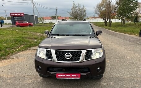 Nissan Pathfinder, 2012 год, 990 000 рублей, 1 фотография