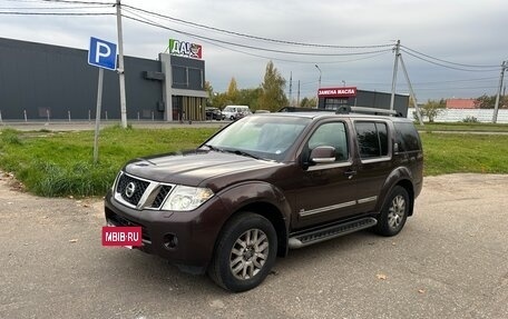 Nissan Pathfinder, 2012 год, 990 000 рублей, 5 фотография