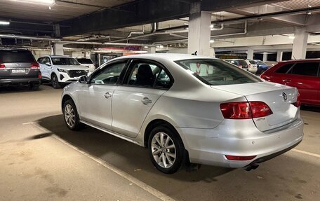 Volkswagen Jetta VII, 2012 год, 620 000 рублей, 2 фотография