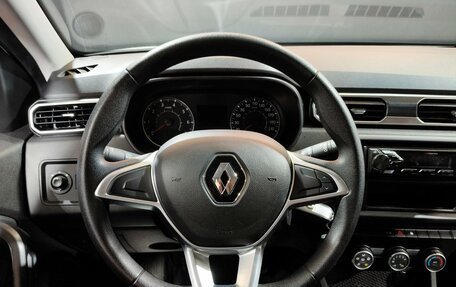 Renault Duster, 2022 год, 1 670 000 рублей, 10 фотография