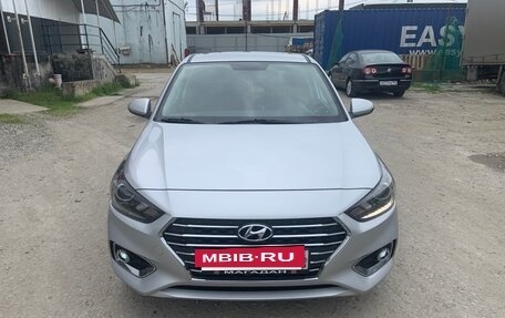Hyundai Solaris II рестайлинг, 2017 год, 1 550 000 рублей, 2 фотография
