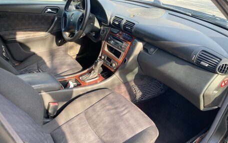Mercedes-Benz C-Класс, 2001 год, 320 000 рублей, 8 фотография