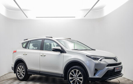Toyota RAV4, 2017 год, 2 295 000 рублей, 3 фотография