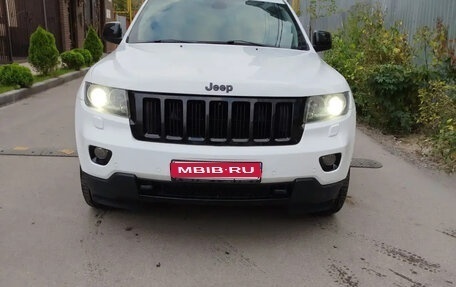 Jeep Grand Cherokee, 2012 год, 1 600 000 рублей, 1 фотография