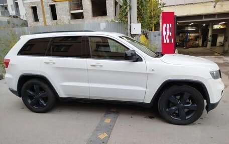Jeep Grand Cherokee, 2012 год, 1 600 000 рублей, 3 фотография