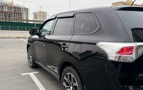 Mitsubishi Outlander III рестайлинг 3, 2013 год, 1 500 000 рублей, 7 фотография
