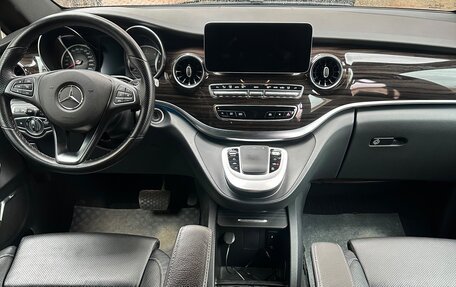 Mercedes-Benz V-Класс, 2022 год, 8 900 000 рублей, 7 фотография