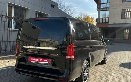 Mercedes-Benz V-Класс, 2022 год, 8 900 000 рублей, 4 фотография