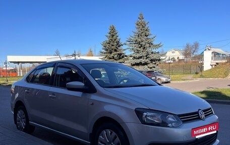 Volkswagen Polo VI (EU Market), 2011 год, 470 000 рублей, 2 фотография