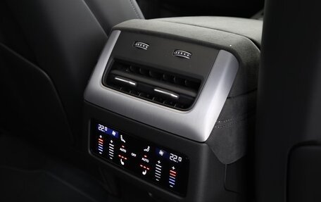Audi Q7, 2026 год, 16 600 000 рублей, 28 фотография