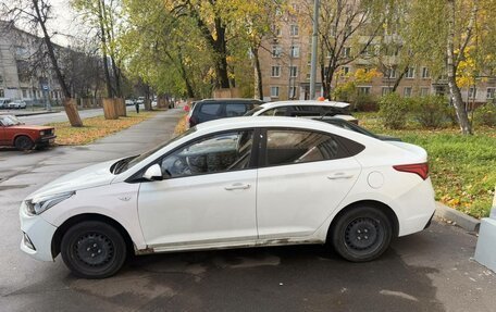 Hyundai Solaris II рестайлинг, 2019 год, 850 000 рублей, 3 фотография