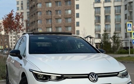 Volkswagen Golf VIII, 2021 год, 2 880 000 рублей, 13 фотография