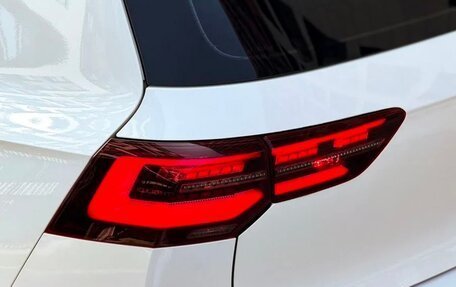 Volkswagen Golf VIII, 2021 год, 2 880 000 рублей, 35 фотография