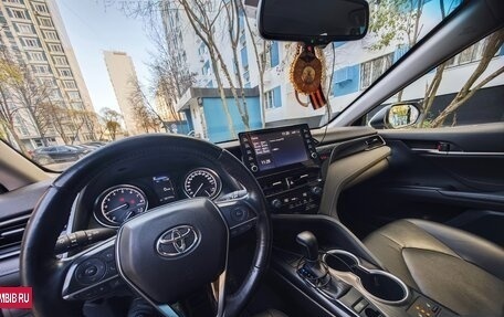 Toyota Camry, 2021 год, 2 500 000 рублей, 5 фотография