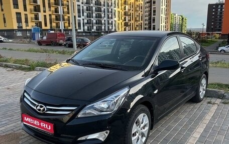 Hyundai Solaris II рестайлинг, 2016 год, 920 000 рублей, 1 фотография