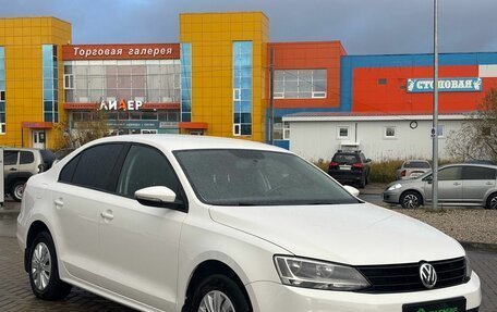 Volkswagen Jetta VII, 2015 год, 920 000 рублей, 2 фотография