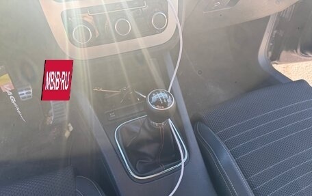 Volkswagen Scirocco III рестайлинг, 2010 год, 1 090 000 рублей, 10 фотография