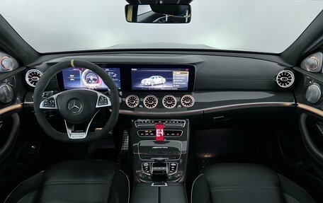 Mercedes-Benz E-Класс AMG, 2017 год, 6 499 000 рублей, 13 фотография