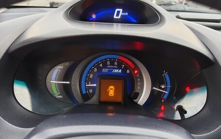 Honda Insight II рестайлинг, 2009 год, 650 000 рублей, 12 фотография