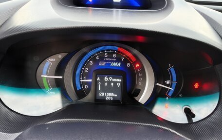 Honda Insight II рестайлинг, 2009 год, 650 000 рублей, 15 фотография