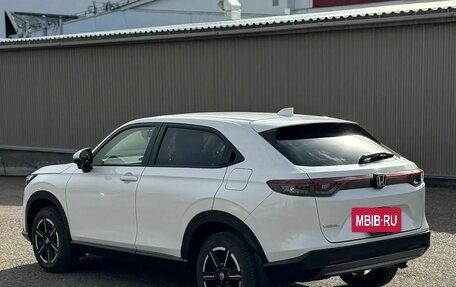 Honda Vezel, 2023 год, 2 580 000 рублей, 3 фотография