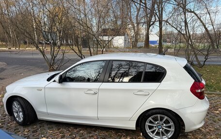 BMW 1 серия, 2010 год, 850 000 рублей, 6 фотография
