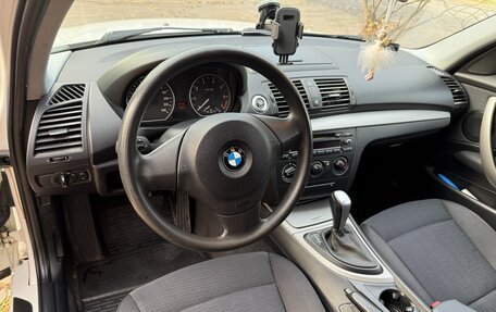 BMW 1 серия, 2010 год, 850 000 рублей, 13 фотография