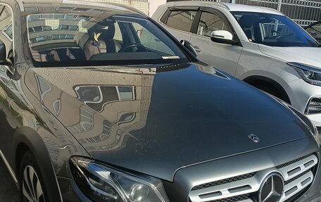 Mercedes-Benz E-Класс, 2018 год, 3 450 000 рублей, 2 фотография