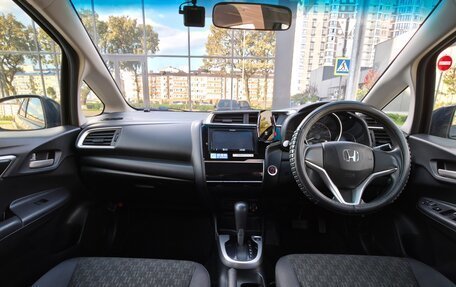 Honda Fit III, 2015 год, 890 000 рублей, 7 фотография