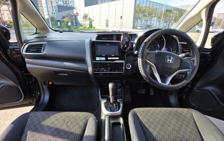 Honda Fit III, 2015 год, 890 000 рублей, 13 фотография
