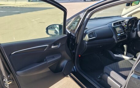 Honda Fit III, 2015 год, 890 000 рублей, 11 фотография