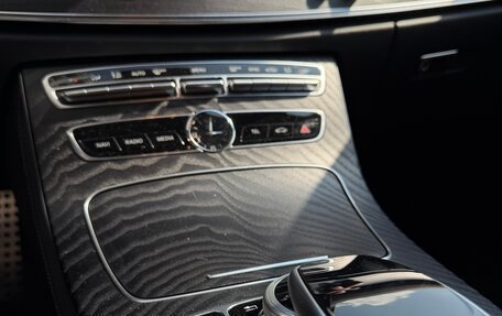 Mercedes-Benz E-Класс, 2019 год, 4 250 000 рублей, 8 фотография