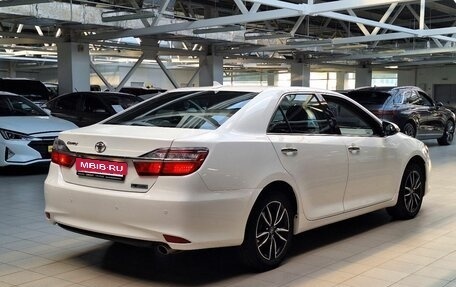 Toyota Camry, 2017 год, 2 190 000 рублей, 7 фотография
