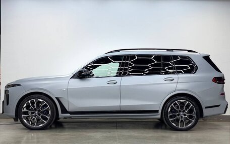 BMW X7, 2024 год, 14 000 000 рублей, 8 фотография