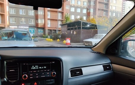 Mitsubishi Outlander III рестайлинг 3, 2013 год, 750 000 рублей, 5 фотография