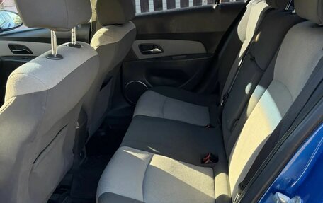 Chevrolet Cruze II, 2009 год, 460 000 рублей, 4 фотография