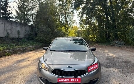 KIA cee'd III, 2015 год, 890 000 рублей, 1 фотография