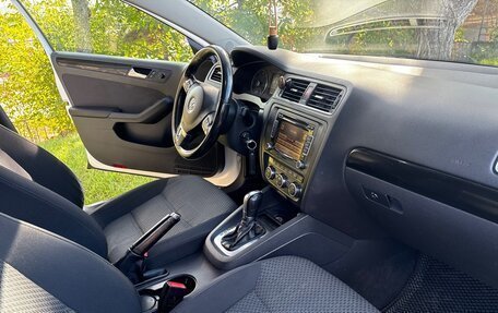 Volkswagen Jetta VII, 2013 год, 1 270 000 рублей, 4 фотография