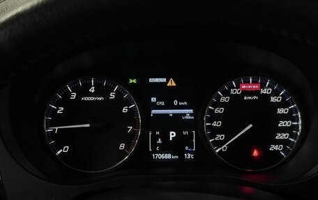 Mitsubishi Outlander III рестайлинг 3, 2018 год, 1 850 000 рублей, 18 фотография