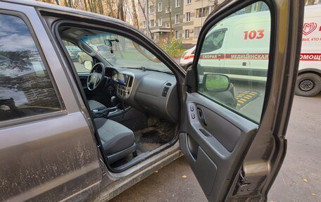 Ford Escape II, 2005 год, 300 000 рублей, 5 фотография