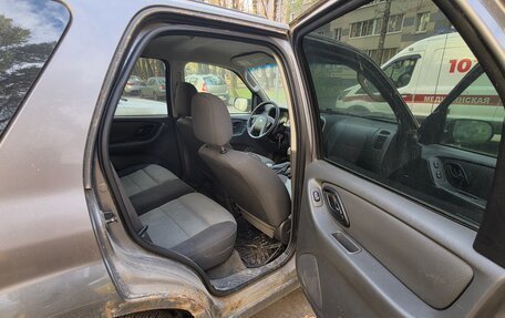 Ford Escape II, 2005 год, 300 000 рублей, 6 фотография