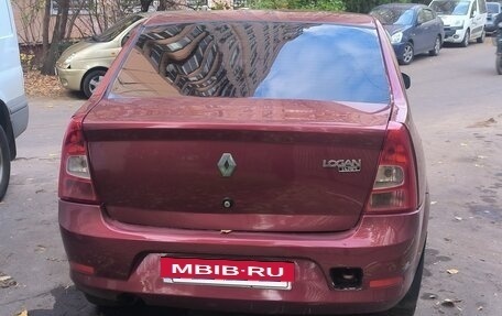 Renault Logan I, 2013 год, 400 000 рублей, 2 фотография