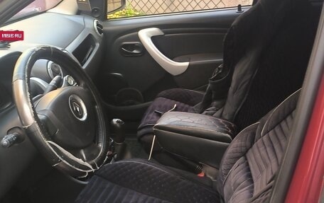 Renault Logan I, 2013 год, 400 000 рублей, 6 фотография