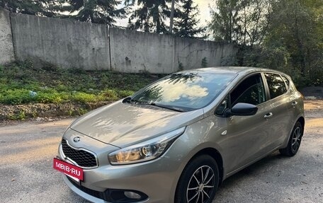 KIA cee'd III, 2015 год, 890 000 рублей, 3 фотография