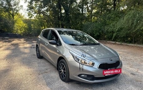KIA cee'd III, 2015 год, 890 000 рублей, 2 фотография