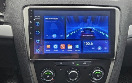 Skoda Octavia, 2010 год, 850 000 рублей, 14 фотография